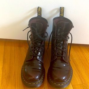 DR. MARTEN Lace Up Combat Boot